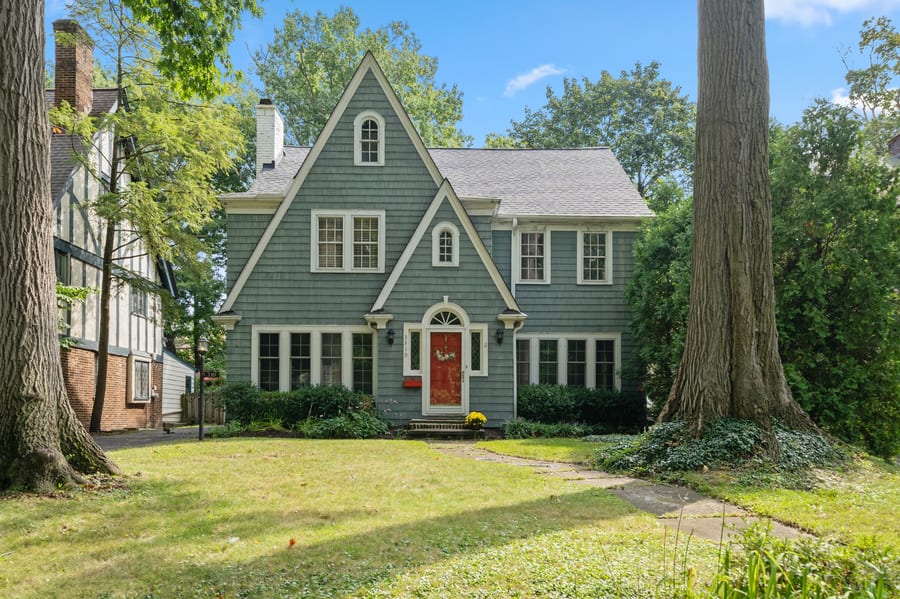 Real estate photo of 3319 Kenmore Rd, Shaker Heights, Ohio